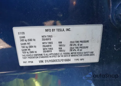 2020 Tesla Model Y Long Range Dual Motor All-Wheel Drive z USA, uszkodzony, nr VIN 5YJYGDEE2LF016684
